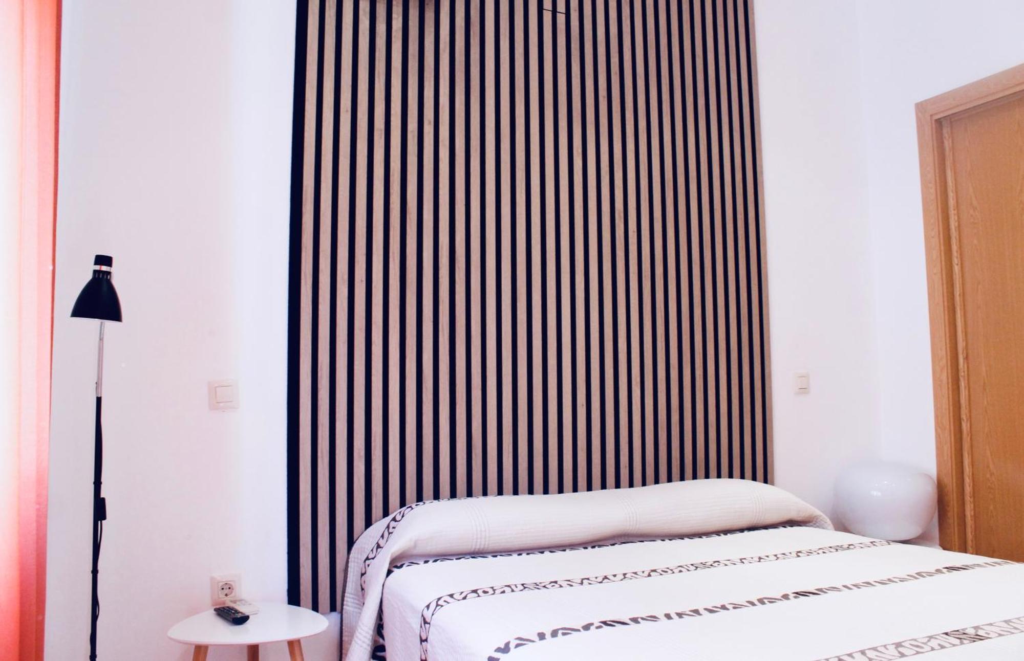 Hostal Restaurante Bustos Villarrubio Экстерьер фото