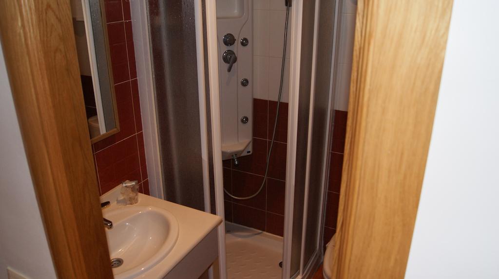 Hostal Restaurante Bustos Villarrubio Номер фото